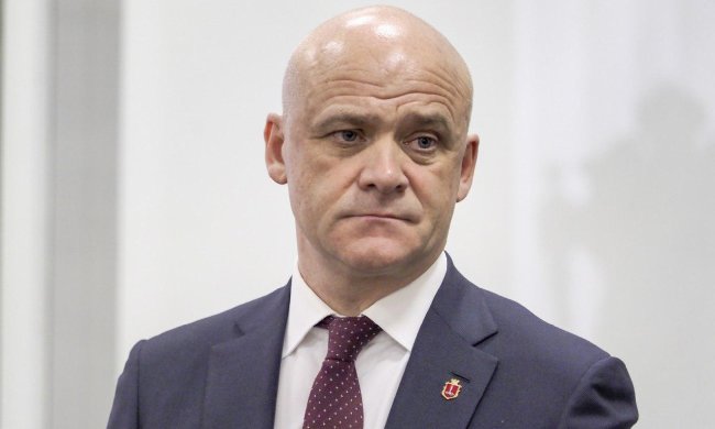 Геннадій Труханов жорстко розправився з журналістом за незручне запитання: охорона діяла разом з поліцією