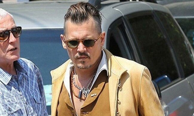 Від бійки з журналістами Деппа врятував охоронець