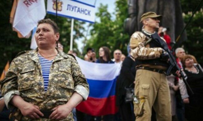 Диверсанти викрали копії паспортів працівників "будинку уряду "ЛНР"