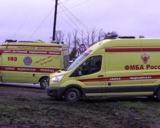 Поїзд на швидкості влетів в пасажирський автобус: є постраждалі