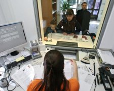 Евросоюз приготовил "безвизовым" украинцам неприятный сюрприз