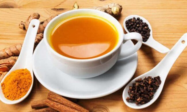 Напій з куркумою та імбиром, фото koolinar