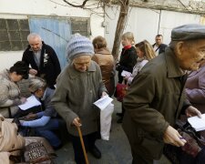 Сиві, щасливі і самодостатні: українцям сказали, як забезпечити свою старість