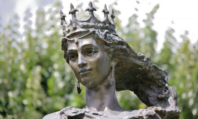 Байки Путіна знищили легендою про Париж
