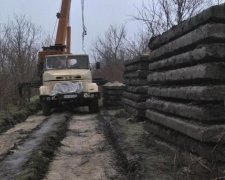 Поки українці вмирають на Донбасі, на Житомирщині розпродають спетехніку