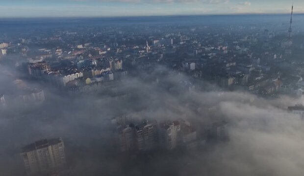 Туман в Івано-Франківську, кадр з відео, зображення ілюстративне: YouTube