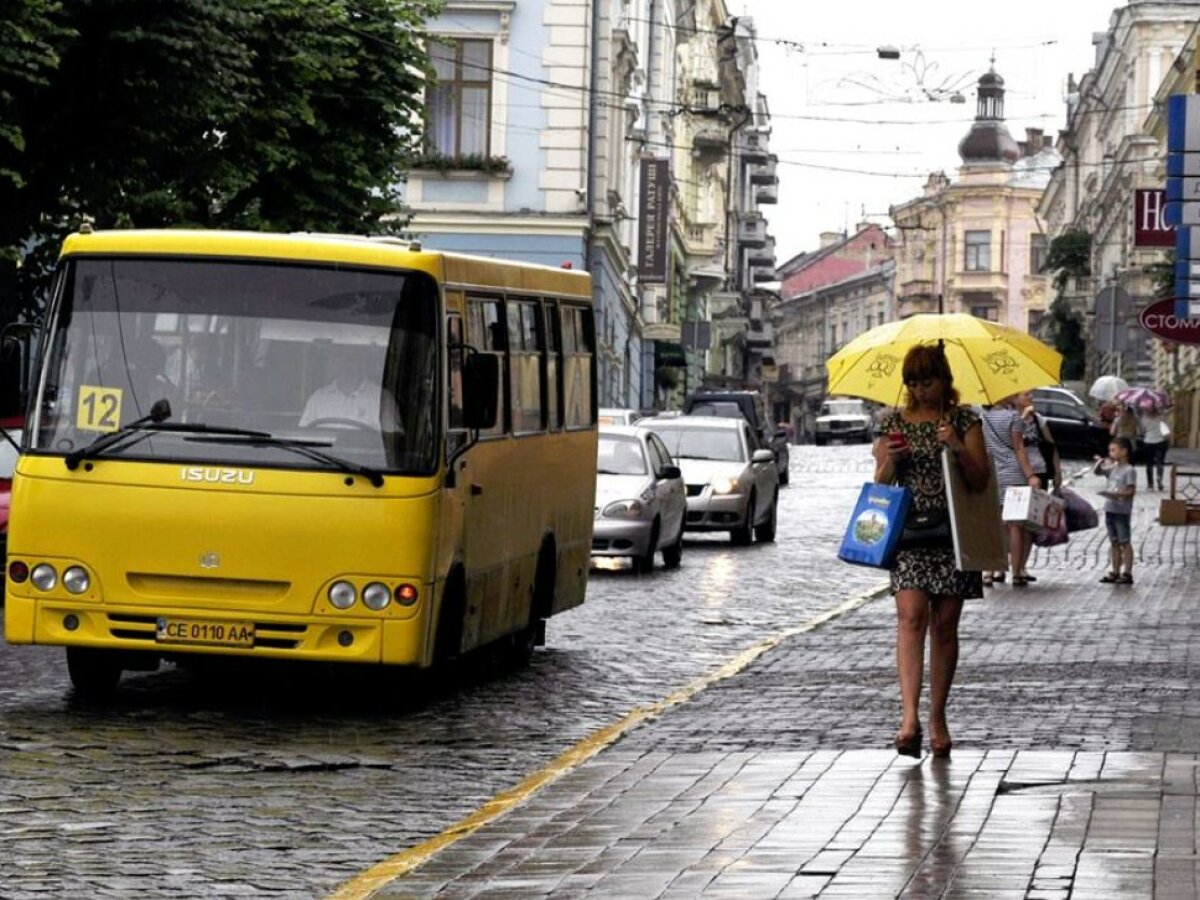 Это не шутки: плати за свет — в маршрутке!