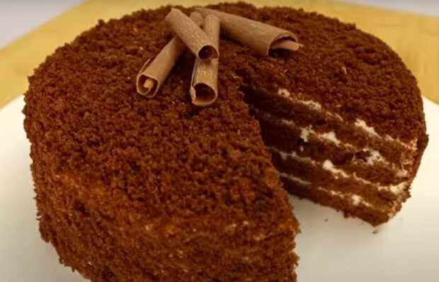 Шоколадный торт «Черный принц» со сливочным кремом – пошаговый рецепт приготовления с фото
