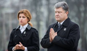 Порошенко з дружиною вшанували пам'ять жертв Голодомору (фото)