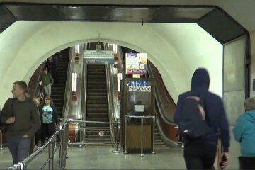 Киевское метро подготовило горожанам новые "сюрпризы", - без 5-дневного запаса масок - ни ногой