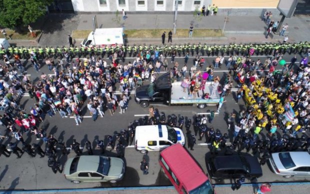 Марш рівності завершився у Києві: противники не вгамувался