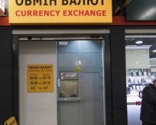 Гривні кінець? Експерти розповіли, куди полетить долар на наступному тижні
