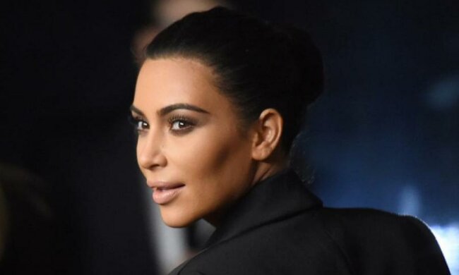 Кім Кардашьян змінилася до невпізнання заради доньки