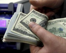 Курс валют на 7 августа: доллар летит, а евро плужит 