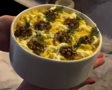 Гавайский салат, кадр из видео