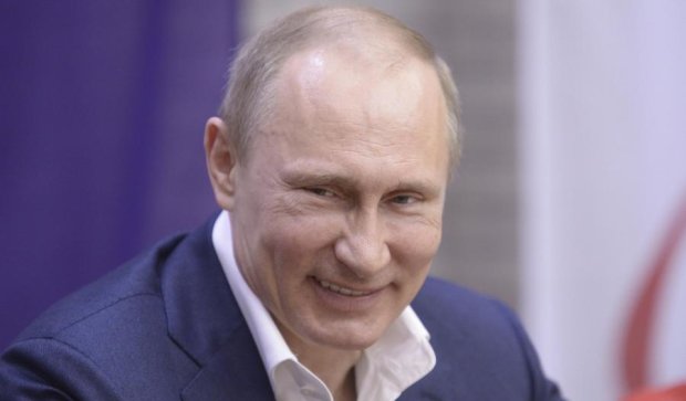 Брязкаючи зброєю, Путін готується до виборів