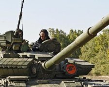 Російські танки вторглися в Молдову