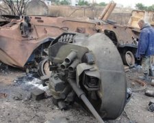 Нормально поїв: російський солдат за обідом випадково спалив БТР