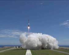 Перша приватна ракета відкрила космічний туризм: відео