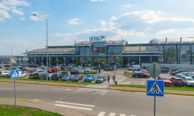 Аеропорт "Жуляни" закриють у вересні: у чому причина і де будуть обслуговуватися рейси