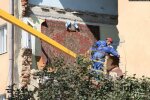 Море квітів, ридання і молитви: у Дрогобичі прощаються із загиблими під завалами, - Україна оніміла від горя