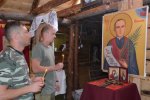 Священики і бійці АТО побудували каплиці на Луганщині