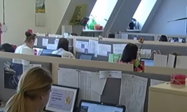 Центр зайнятості. Фото: скриншо  Youtube