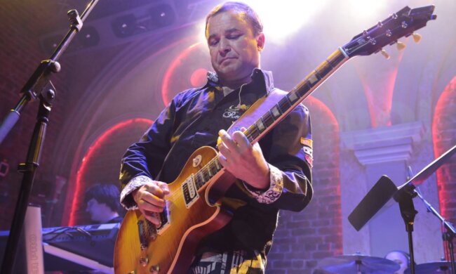 Віктор Павлік, facebook.com/vpavlik100