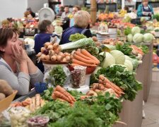 Запоріжців нагодують "золотою" картоплею: ціни б'ють всі рекорди, такого українці ще не бачили