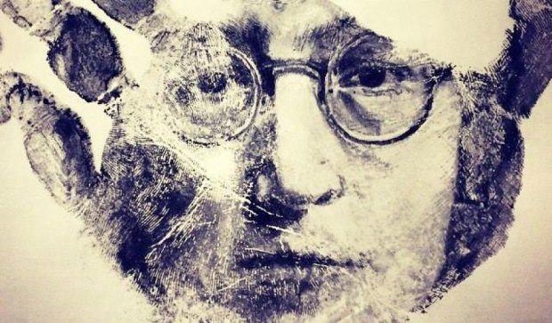 Каліфорнієць з Джоном Ленноном на долоні зачарував інтернет (фото)