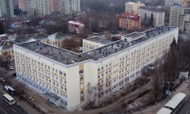 В Киеве хотят сделать капитальный ремонт роддома за 40 млн гривен по завышенным ценам: осталось 2 месяца