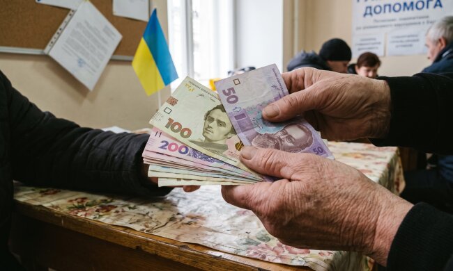 грошова допомога УВКБ ООН гривні