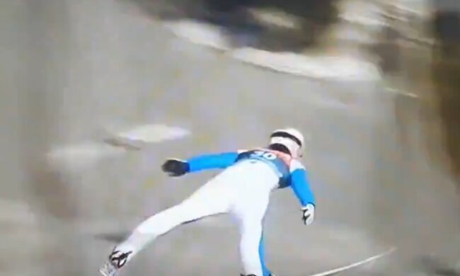 Падіння з трампліна, кадр з відео