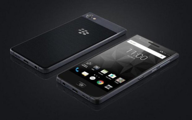 BlackBerry представила унікальний смартфон
