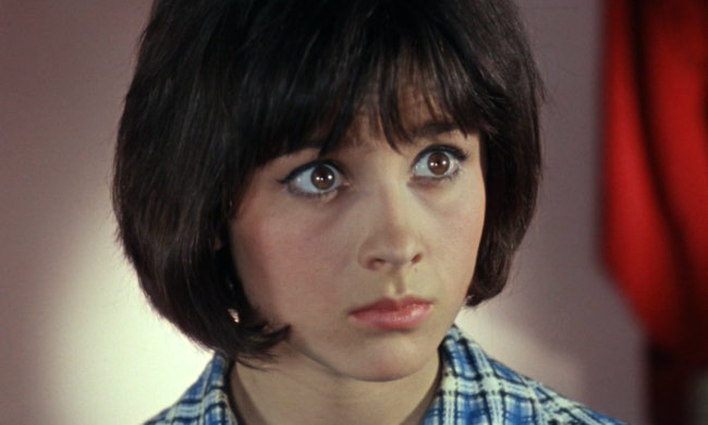 Зірка "Кавказької полонянки" заявила про домагання: "він кидався на мене, доводилося замикатися на ключ"