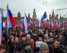 На свет лезут: россияне массово бегут в Украину