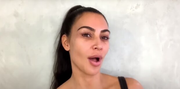 Ким Кардашьян: скрин с видео