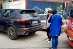 Одеські автохами вийшли на новий рівень свинства: "вигулюють" машини просто в парках, гримить скандал