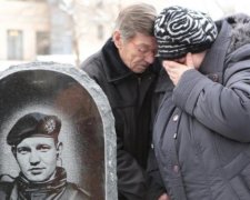 Замість санаторію – на кладовище: в родині героя-майданівця велике горе