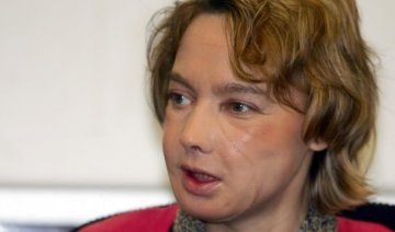 Рак убив першу в світі жінку з пересадженим обличчям