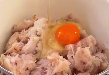 Котлети з тріски, кадр з відео