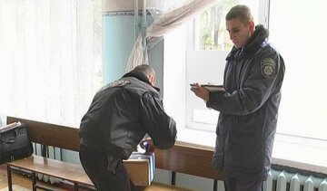У харківській школі запалили димову шашку