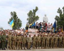 День освобождения Мариуполя: военные пообещали вернуть Донбасс