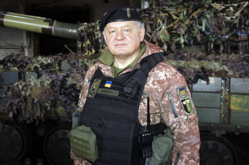 Александр Серпухов