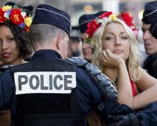 Femen разделись и припомнили Лукашенко, что он сотворил с ними в прошлом