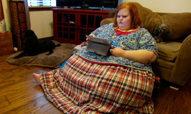 Ніккі Вебстер, фото з соцмереж