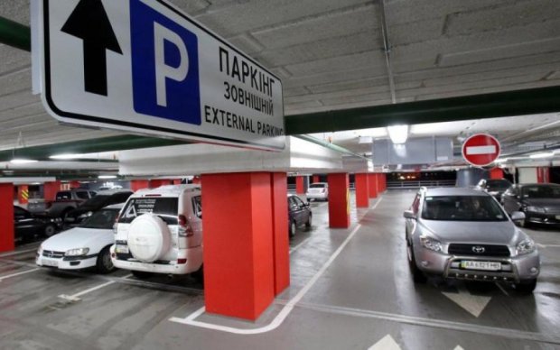 Пощастить не всім: уряд розширить право на безоплатне паркування