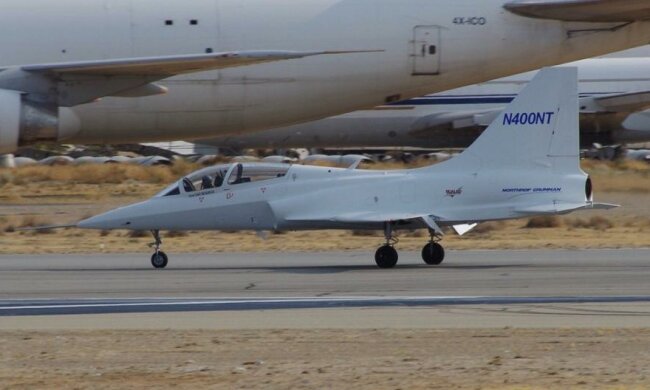 Перші знімки секретного американського літака потрапили в мережу (ФОТО)