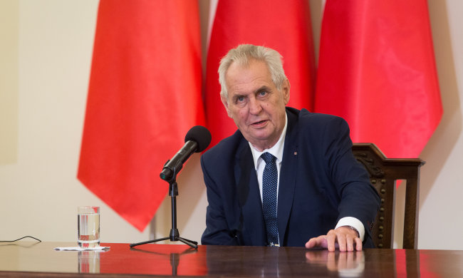 Президент Чехии призвал народ восстать против Украины: "возвеличивание военных преступников"