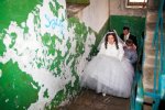 Фотограф показав всю суворість російських весіль
